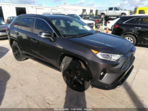 Toyota RAV4   ― АвтоШанс