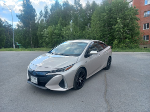 Toyota Prius  Prame ― АвтоШанс