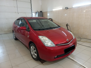 Toyota Prius       ― АвтоШанс