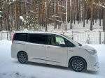 Toyota NOAH HYBRID