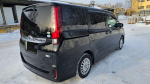 Toyota NOAH HYBRID 