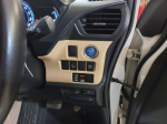 Toyota NOAH HYBRID 